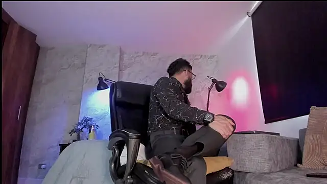 bruno woods online show from 11/23/25, 12:49