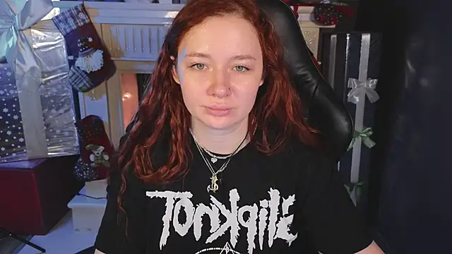 carolina elf online show from 01/07/25, 05:43