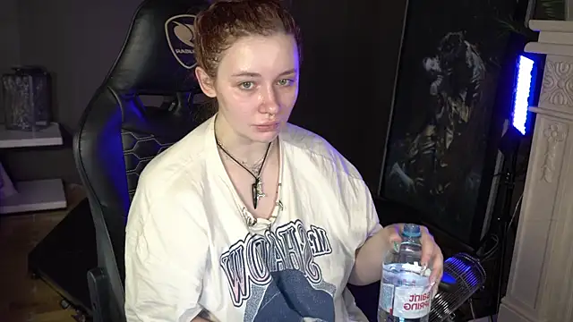 carolina elf online show from 01/29/25, 05:40