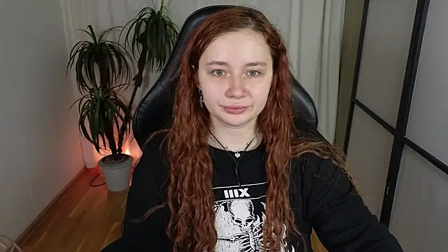 carolina elf online show from 02/12/25, 12:22