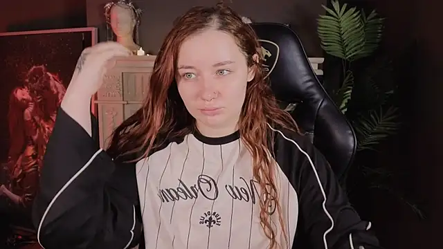 carolina elf online show from 02/26/25, 06:04