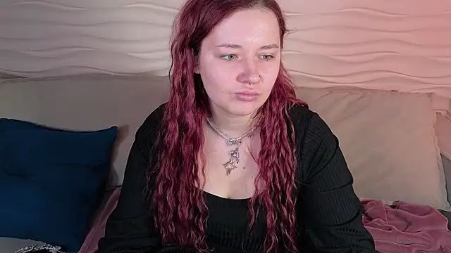 carolina elf online show from 10/03/25, 05:59