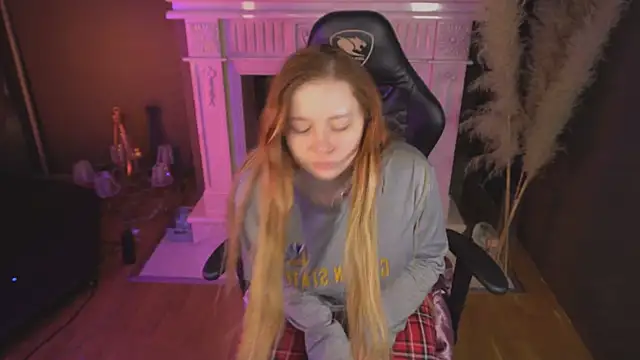 carolina elf online show from 02/06/26, 05:34