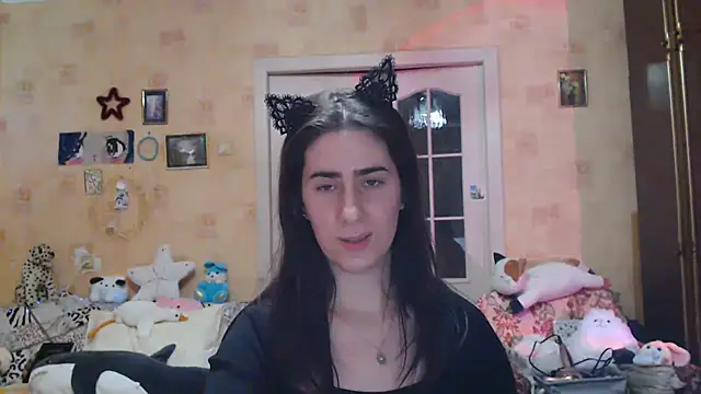 Snapshot of INELIKA chatting on 01/03/25, 01:59 INELIKA online show from 01/03/25, 01:59