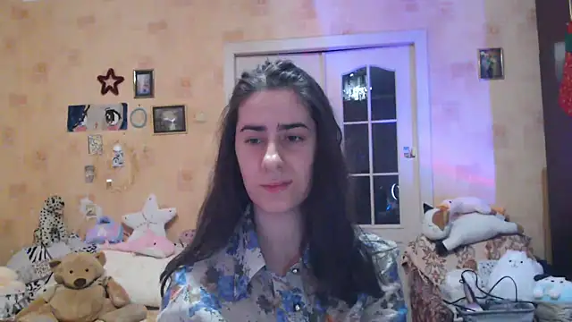 Snapshot of INELIKA chatting on 01/13/25, 10:03 INELIKA online show from 01/13/25, 10:03