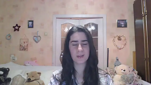 INELIKA online show from 11/25/25, 09:04