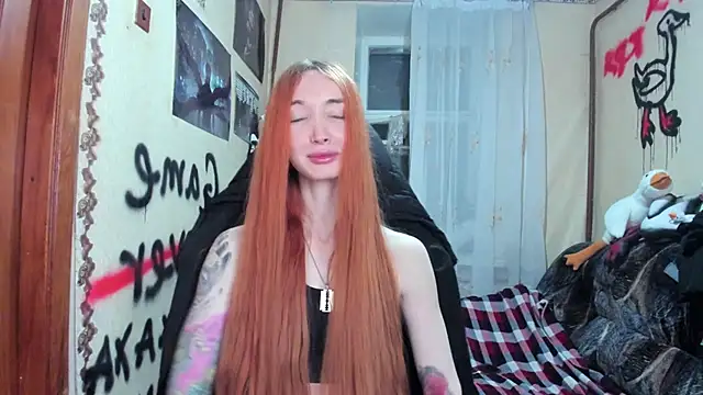 Roxy Silver online show from 02/13/25, 09:06