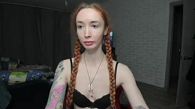 Roxy Silver online show from 03/04/25, 07:22