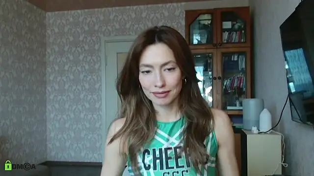 alicia spicy online show from 10/17/25, 06:49