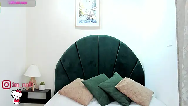  AlejaCruz  online show from 01/12/26, 05:51