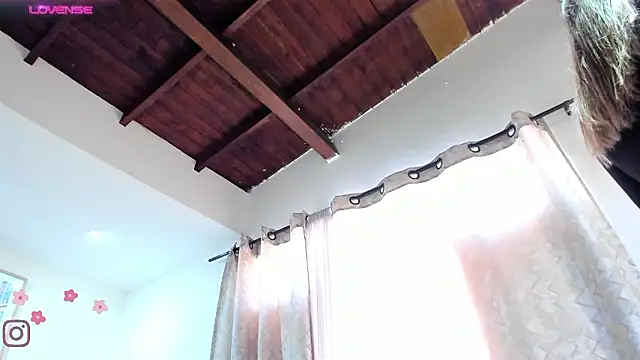  AlejaCruz  online show from 02/26/26, 06:18