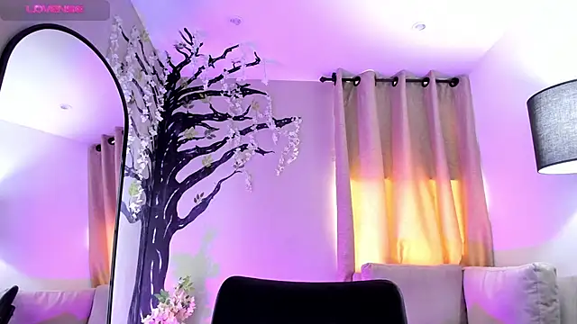  AlejaCruz  online show from 03/25/26, 05:08