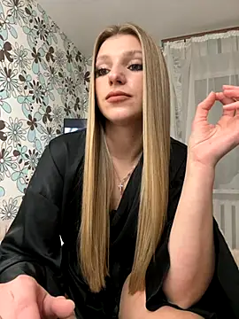 adel secret online show from 11/08/25, 08:07