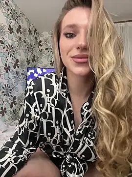 adel secret online show from 02/04/26, 09:09