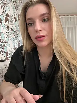 Snapshot of adel_secret chatting on 05/26/26, 08:38 adel secret online show from 05/26/26, 08:38