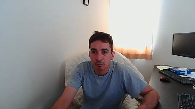 Latineirajp online show from 06/09/26, 02:12