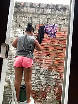 igor24cm5 online show from 02/12/26, 04:35