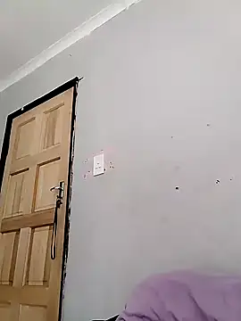 cleopatra-phaedra online show from 02/21/25, 11:55