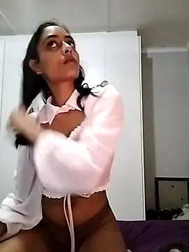 cleopatra-phaedra online show from 03/06/25, 08:27