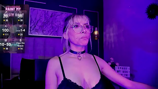 Violetta Nur online show from 01/26/25, 08:36