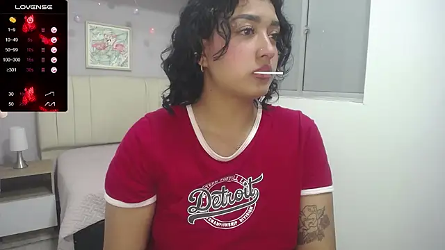 ema saenz online show from 12/04/24, 10:30