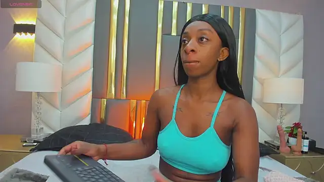 Anny osorio online show from 11/30/25, 12:31