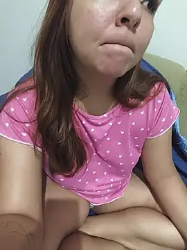 Snapshot of Bruninha_Hot10 chatting on 02/18/26, 02:40 Bruninha Hot10 online show from 02/18/26, 02:40