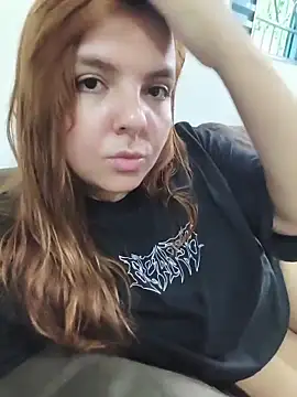 Snapshot of Bruninha_Hot10 chatting on 05/11/26, 10:54 Bruninha Hot10 online show from 05/11/26, 10:54