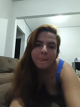 Snapshot of Bruninha_Hot10 chatting on 05/22/26, 03:13 Bruninha Hot10 online show from 05/22/26, 03:13