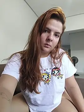 Snapshot of Bruninha_Hot10 chatting on 05/29/26, 08:29 Bruninha Hot10 online show from 05/29/26, 08:29