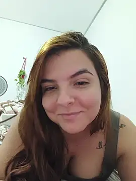 Snapshot of Bruninha_Hot10 chatting on 07/07/26, 10:52 Bruninha Hot10 online show from 07/07/26, 10:52