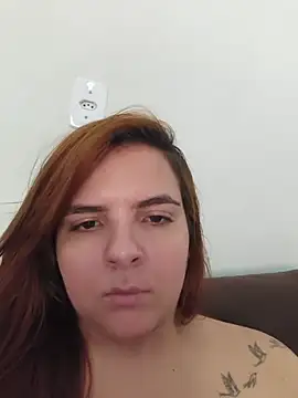Snapshot of Bruninha_Hot10 chatting on 07/09/26, 02:21 Bruninha Hot10 online show from 07/09/26, 02:21