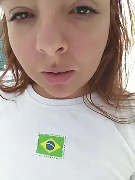 Snapshot of Bruninha_Hot10 chatting on 07/30/26, 12:26 Bruninha Hot10 online show from 07/30/26, 12:26