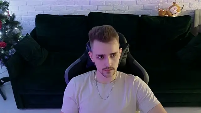 Larstar01 online show from 01/07/25, 03:14