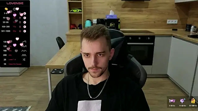 Larstar01 online show from 01/16/25, 12:42