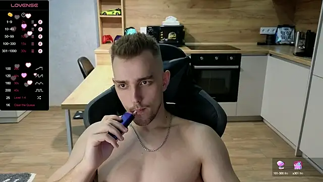 Larstar01 online show from 01/21/25, 05:30