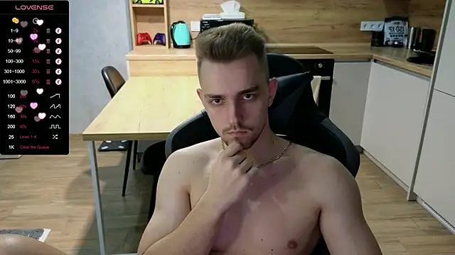 Larstar01 online show from 02/11/25, 10:28