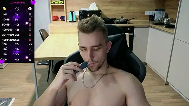 Larstar01 online show from 02/15/25, 12:26