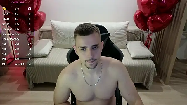 Larstar01 online show from 09/26/25, 10:03