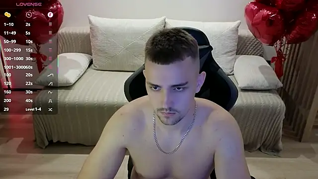 Larstar01 online show from 10/03/25, 09:01