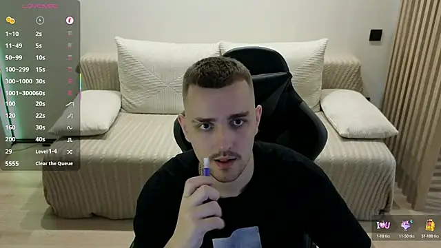 Larstar01 online show from 11/26/25, 06:53