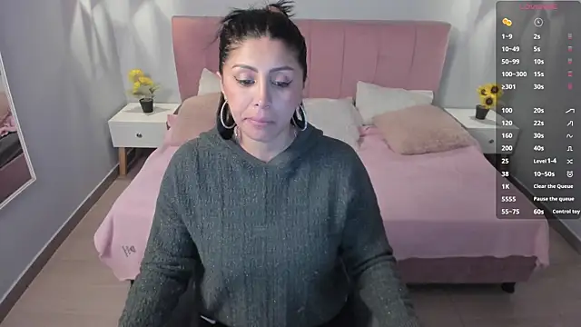 tiffani  love online show from 03/13/25, 12:35