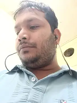 DeepakXxxR86 online show from 04/18/26, 09:37