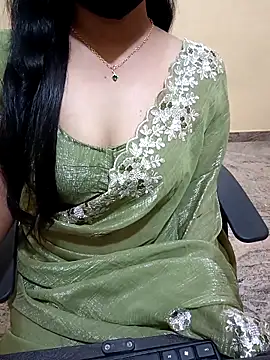 Snapshot of Nithya_05 chatting on 10/15/25, 05:29 Nithya 05 online show from 10/15/25, 05:29