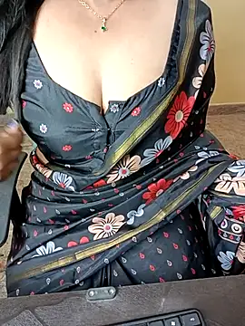Nithya 05 online show from 11/26/25, 04:52