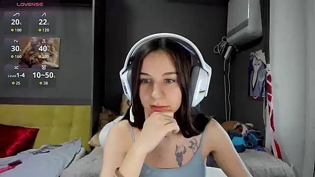  Nika Kik online show from 03/18/26, 12:30