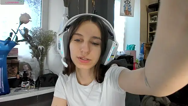  Nika Kik online show from 04/15/26, 03:08