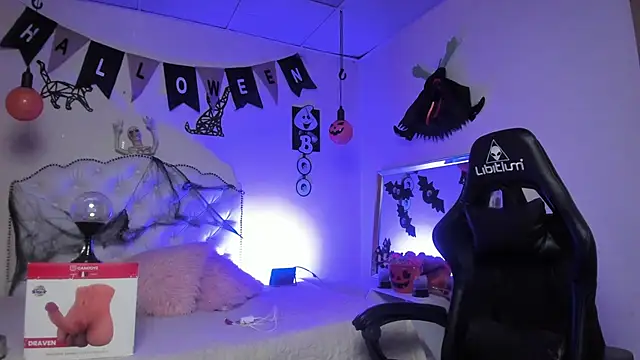 Blair Elliss online show from 10/16/25, 06:09