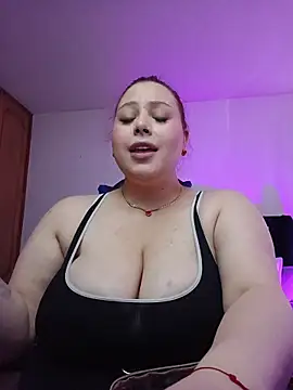 Snapshot of Blair_Elliss chatting on 05/20/26, 03:29 Blair Elliss online show from 05/20/26, 03:29
