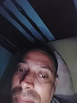 Snapshot of javierfitness chatting on 06/19/26, 09:24 javierfitness online show from 06/19/26, 09:24